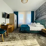 Pensjonat Mikołajek 4*