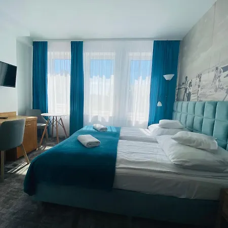Mikolajek 4*